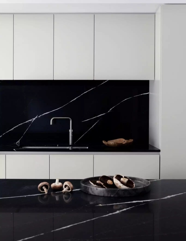 marquina4